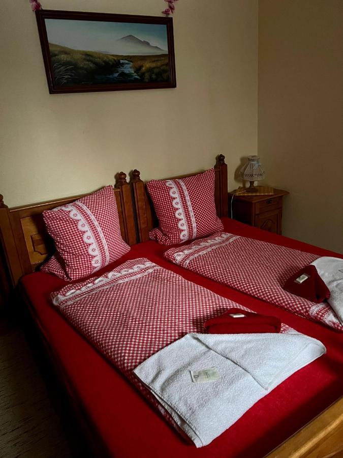 Hotel Na Vyhlidce Korenov Bagian luar foto
