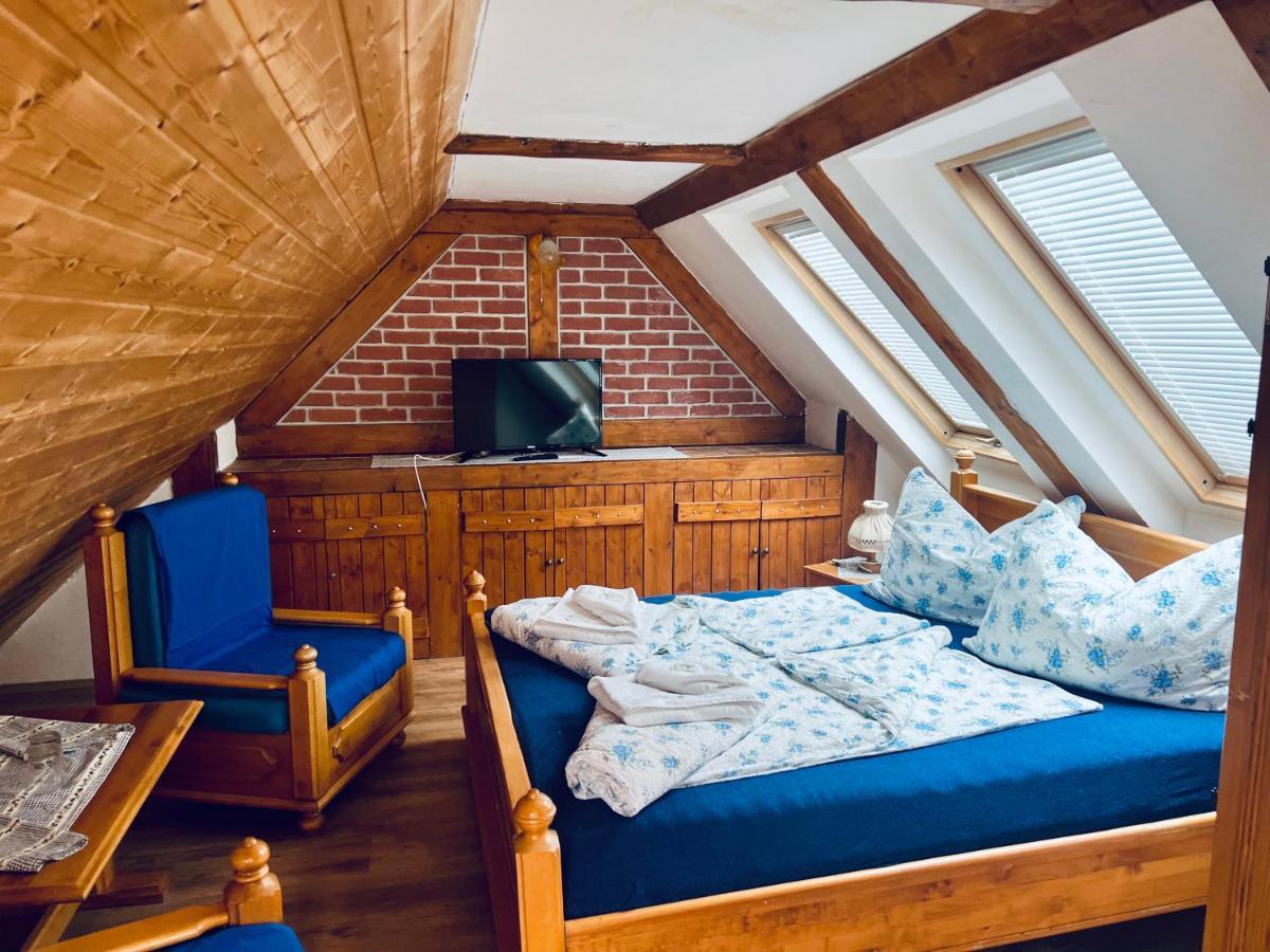 Hotel Na Vyhlidce Korenov Bagian luar foto